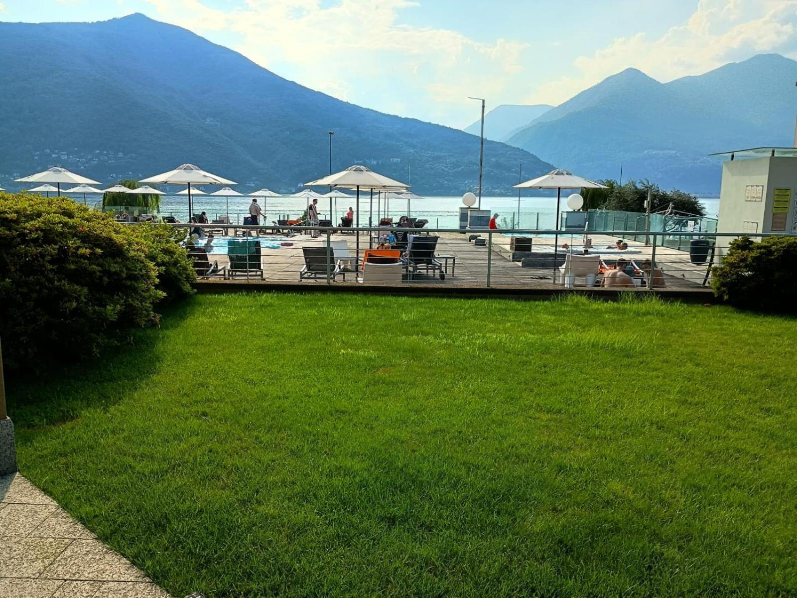 Golfo Gabella Lake Resort Maccagno Oda fotoğraf